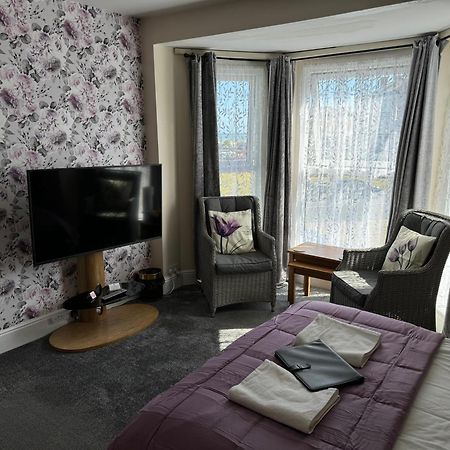 Willows Guest House Great Yarmouth Bagian luar foto
