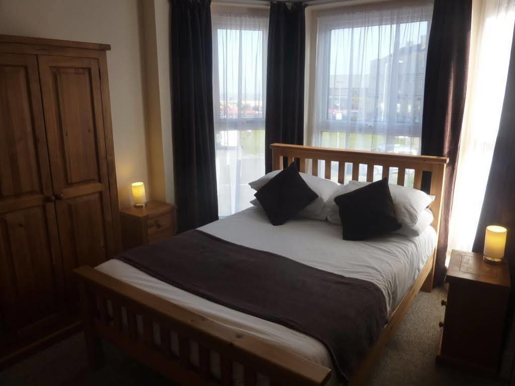 Willows Guest House Great Yarmouth Bagian luar foto